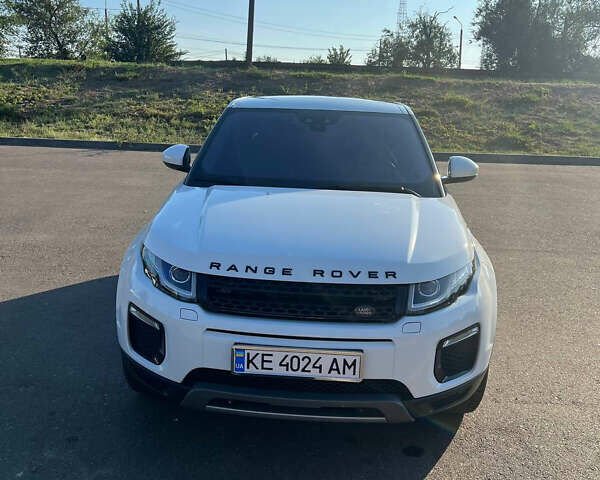 Білий Ленд Ровер Рендж Ровер Евок, об'ємом двигуна 2 л та пробігом 120 тис. км за 25700 $, фото 1 на Automoto.ua