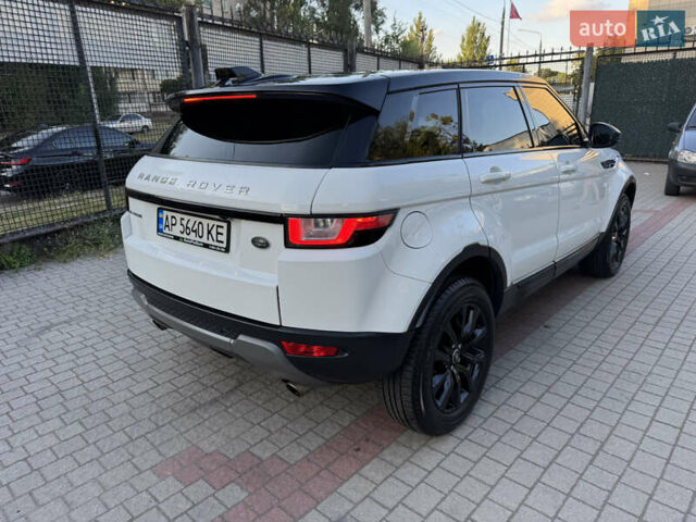 Белый Ленд Ровер Рендж Ровер Эвок, объемом двигателя 2 л и пробегом 103 тыс. км за 19500 $, фото 7 на Automoto.ua