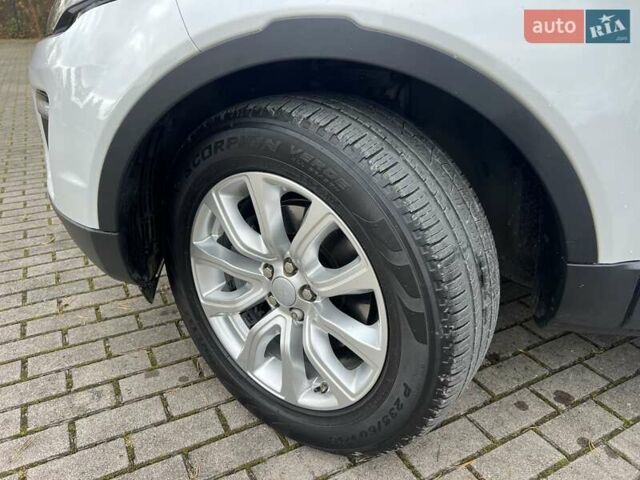 Білий Ленд Ровер Рендж Ровер Евок, об'ємом двигуна 2 л та пробігом 56 тис. км за 26400 $, фото 32 на Automoto.ua