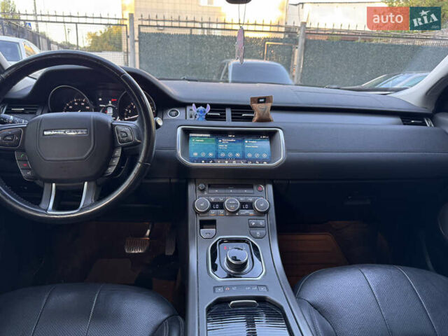 Білий Ленд Ровер Рендж Ровер Евок, об'ємом двигуна 2 л та пробігом 100 тис. км за 20000 $, фото 13 на Automoto.ua