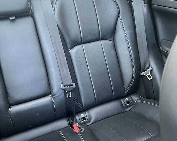 Белый Ленд Ровер Рендж Ровер Эвок, объемом двигателя 2 л и пробегом 79 тыс. км за 16000 $, фото 14 на Automoto.ua