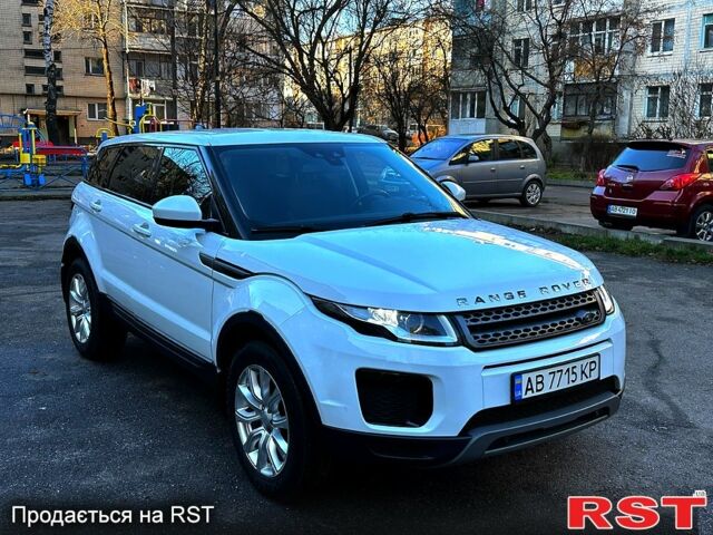 Белый Ленд Ровер Рендж Ровер Эвок, объемом двигателя 2 л и пробегом 140 тыс. км за 23500 $, фото 2 на Automoto.ua
