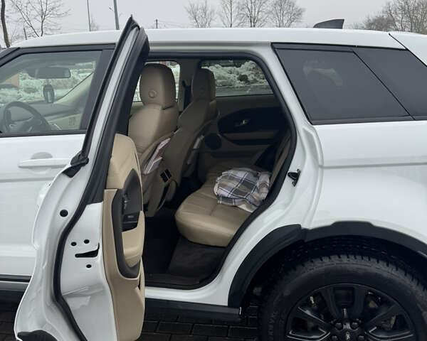 Белый Ленд Ровер Рендж Ровер Эвок, объемом двигателя 2 л и пробегом 102 тыс. км за 20900 $, фото 14 на Automoto.ua