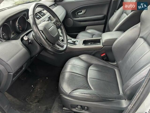 Білий Ленд Ровер Рендж Ровер Евок, об'ємом двигуна 2 л та пробігом 76 тис. км за 31000 $, фото 6 на Automoto.ua