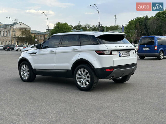 Білий Ленд Ровер Рендж Ровер Евок, об'ємом двигуна 2 л та пробігом 71 тис. км за 28600 $, фото 3 на Automoto.ua