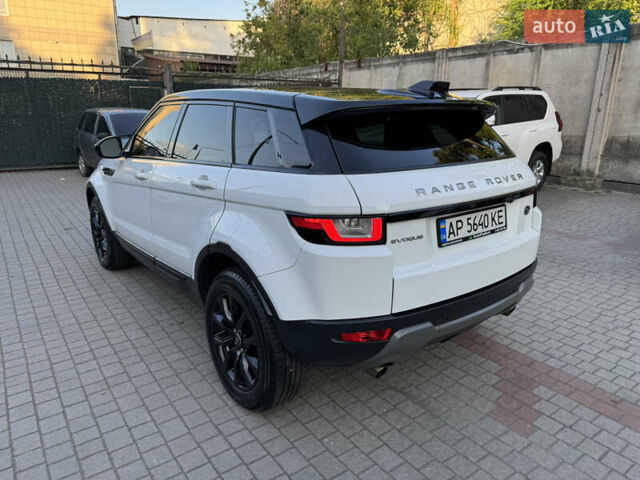 Белый Ленд Ровер Рендж Ровер Эвок, объемом двигателя 2 л и пробегом 103 тыс. км за 19500 $, фото 10 на Automoto.ua