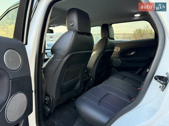 Білий Ленд Ровер Рендж Ровер Евок, об'ємом двигуна 2 л та пробігом 74 тис. км за 24500 $, фото 28 на Automoto.ua