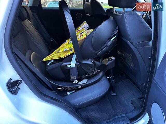 Белый Ленд Ровер Рендж Ровер Эвок, объемом двигателя 2 л и пробегом 140 тыс. км за 23500 $, фото 10 на Automoto.ua