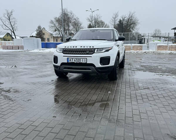 Белый Ленд Ровер Рендж Ровер Эвок, объемом двигателя 2 л и пробегом 102 тыс. км за 20900 $, фото 1 на Automoto.ua