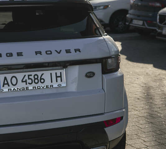 Білий Ленд Ровер Рендж Ровер Евок, об'ємом двигуна 2 л та пробігом 89 тис. км за 25700 $, фото 12 на Automoto.ua