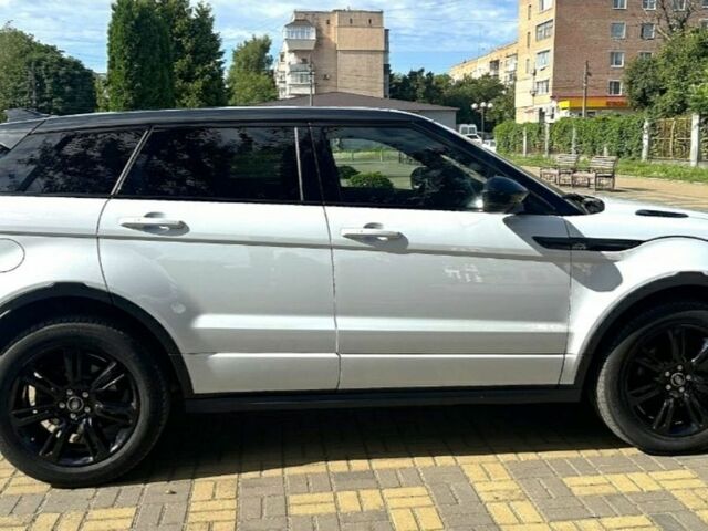 Белый Ленд Ровер Рендж Ровер Эвок, объемом двигателя 2 л и пробегом 54 тыс. км за 22300 $, фото 4 на Automoto.ua