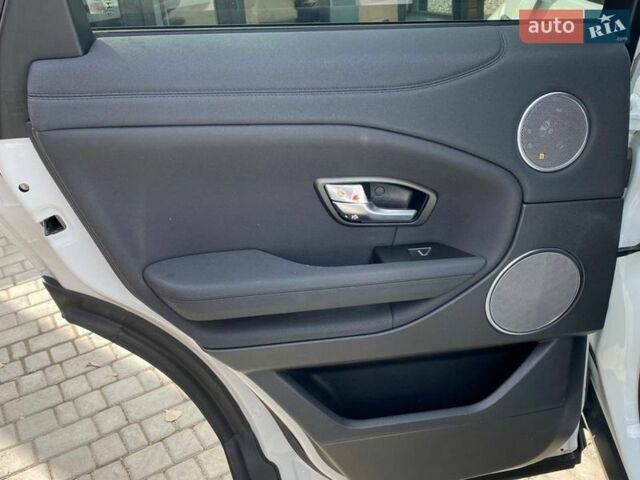 Білий Ленд Ровер Рендж Ровер Евок, об'ємом двигуна 2 л та пробігом 69 тис. км за 23800 $, фото 20 на Automoto.ua