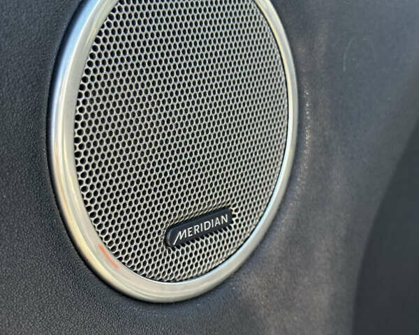 Белый Ленд Ровер Рендж Ровер Эвок, объемом двигателя 2 л и пробегом 200 тыс. км за 17000 $, фото 8 на Automoto.ua