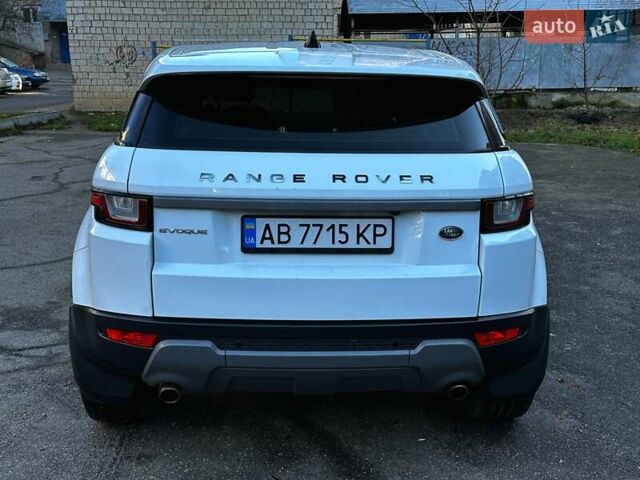 Белый Ленд Ровер Рендж Ровер Эвок, объемом двигателя 2 л и пробегом 140 тыс. км за 23500 $, фото 5 на Automoto.ua