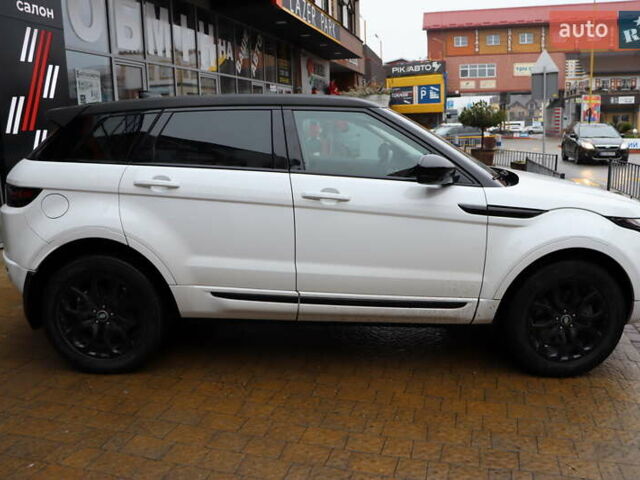 Белый Ленд Ровер Рендж Ровер Эвок, объемом двигателя 2 л и пробегом 67 тыс. км за 28900 $, фото 3 на Automoto.ua