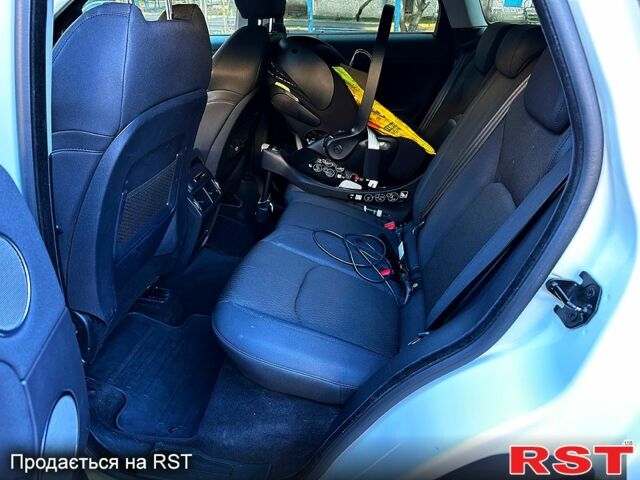 Белый Ленд Ровер Рендж Ровер Эвок, объемом двигателя 2 л и пробегом 140 тыс. км за 23500 $, фото 11 на Automoto.ua