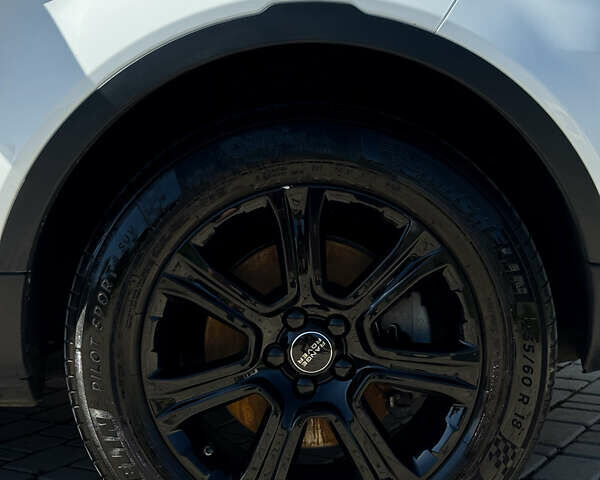 Білий Ленд Ровер Рендж Ровер Евок, об'ємом двигуна 2 л та пробігом 130 тис. км за 23000 $, фото 13 на Automoto.ua