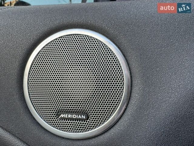 Білий Ленд Ровер Рендж Ровер Евок, об'ємом двигуна 2 л та пробігом 104 тис. км за 18900 $, фото 6 на Automoto.ua