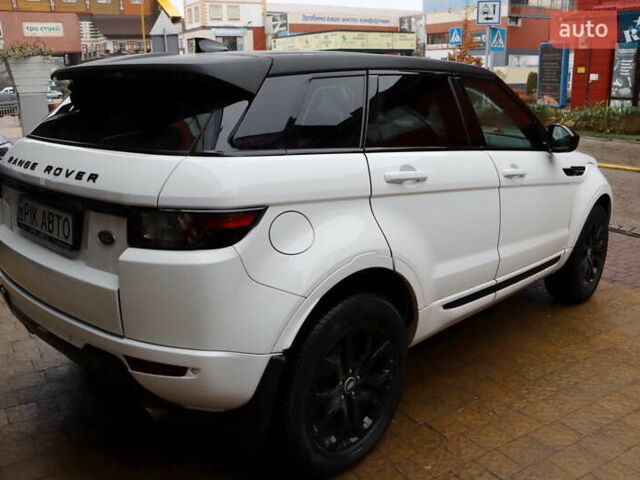 Белый Ленд Ровер Рендж Ровер Эвок, объемом двигателя 2 л и пробегом 67 тыс. км за 28900 $, фото 4 на Automoto.ua