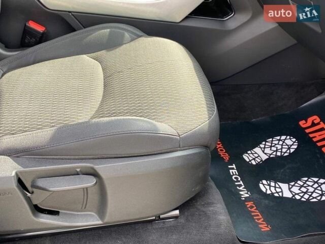 Білий Ленд Ровер Рендж Ровер Евок, об'ємом двигуна 2 л та пробігом 69 тис. км за 23800 $, фото 24 на Automoto.ua