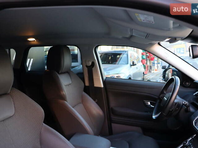 Білий Ленд Ровер Рендж Ровер Евок, об'ємом двигуна 2 л та пробігом 40 тис. км за 28900 $, фото 45 на Automoto.ua