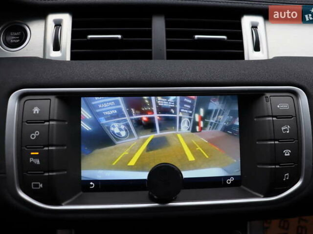 Белый Ленд Ровер Рендж Ровер Эвок, объемом двигателя 2 л и пробегом 67 тыс. км за 28900 $, фото 22 на Automoto.ua