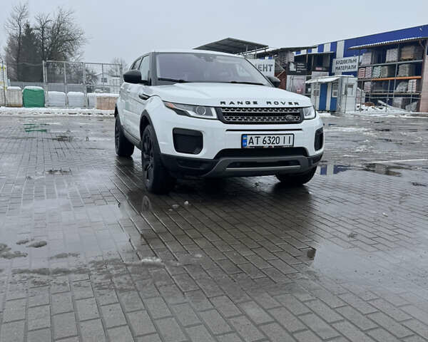 Белый Ленд Ровер Рендж Ровер Эвок, объемом двигателя 2 л и пробегом 102 тыс. км за 20900 $, фото 2 на Automoto.ua