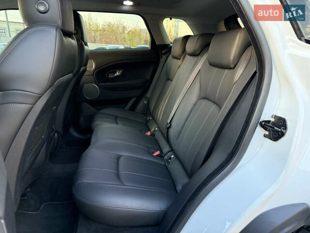 Білий Ленд Ровер Рендж Ровер Евок, об'ємом двигуна 2 л та пробігом 74 тис. км за 24500 $, фото 29 на Automoto.ua