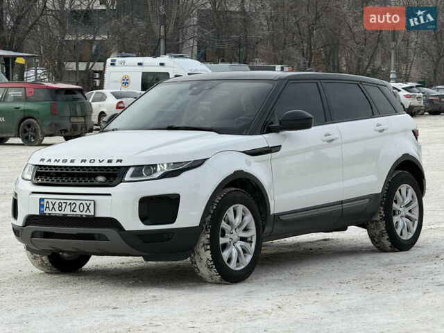 Белый Ленд Ровер Рендж Ровер Эвок, объемом двигателя 2 л и пробегом 75 тыс. км за 23500 $, фото 2 на Automoto.ua