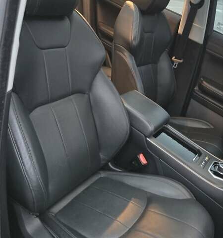 Білий Ленд Ровер Рендж Ровер Евок, об'ємом двигуна 2 л та пробігом 85 тис. км за 23600 $, фото 11 на Automoto.ua