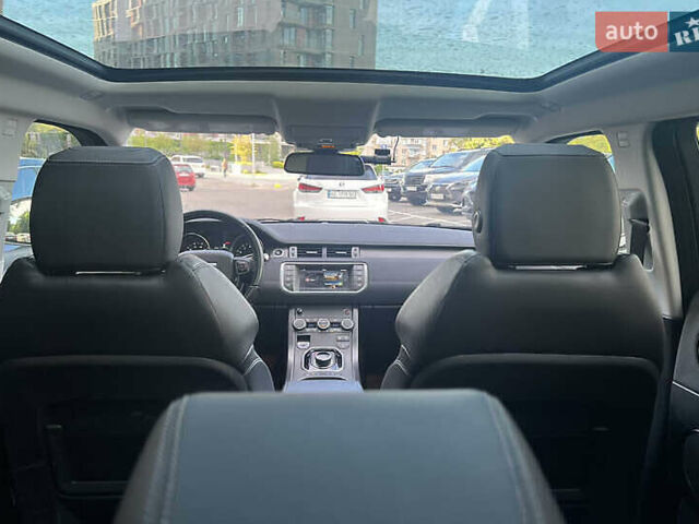 Белый Ленд Ровер Рендж Ровер Эвок, объемом двигателя 2 л и пробегом 79 тыс. км за 16000 $, фото 16 на Automoto.ua