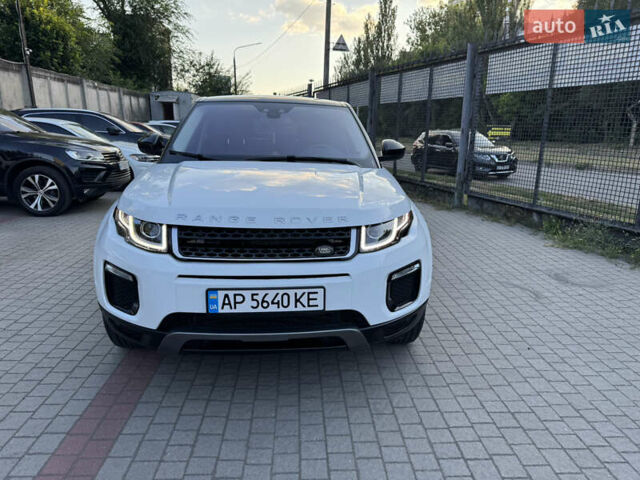 Белый Ленд Ровер Рендж Ровер Эвок, объемом двигателя 2 л и пробегом 103 тыс. км за 19500 $, фото 2 на Automoto.ua