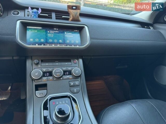 Білий Ленд Ровер Рендж Ровер Евок, об'ємом двигуна 2 л та пробігом 104 тис. км за 18900 $, фото 3 на Automoto.ua