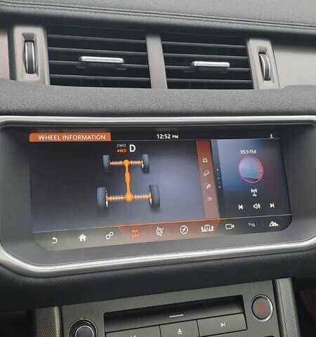 Білий Ленд Ровер Рендж Ровер Евок, об'ємом двигуна 2 л та пробігом 85 тис. км за 23600 $, фото 15 на Automoto.ua