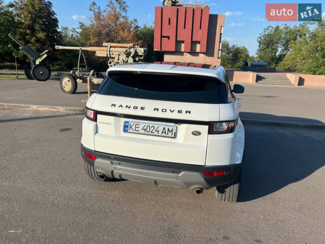 Білий Ленд Ровер Рендж Ровер Евок, об'ємом двигуна 2 л та пробігом 120 тис. км за 23000 $, фото 4 на Automoto.ua