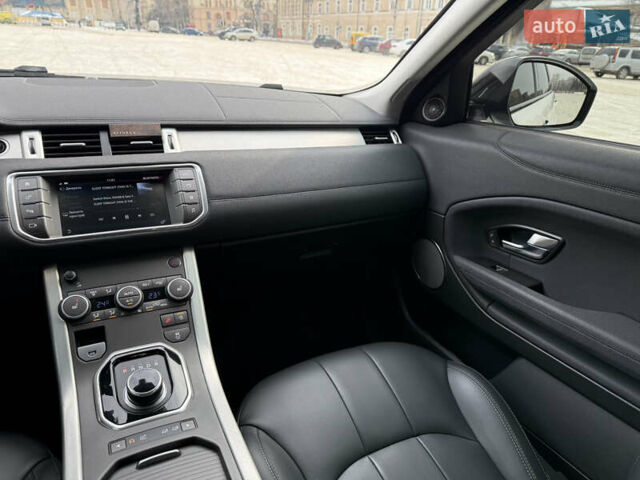 Белый Ленд Ровер Рендж Ровер Эвок, объемом двигателя 2 л и пробегом 75 тыс. км за 23500 $, фото 16 на Automoto.ua