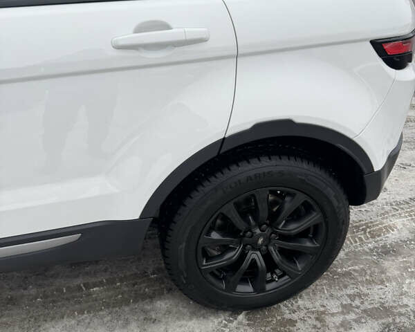 Белый Ленд Ровер Рендж Ровер Эвок, объемом двигателя 2 л и пробегом 102 тыс. км за 20900 $, фото 8 на Automoto.ua