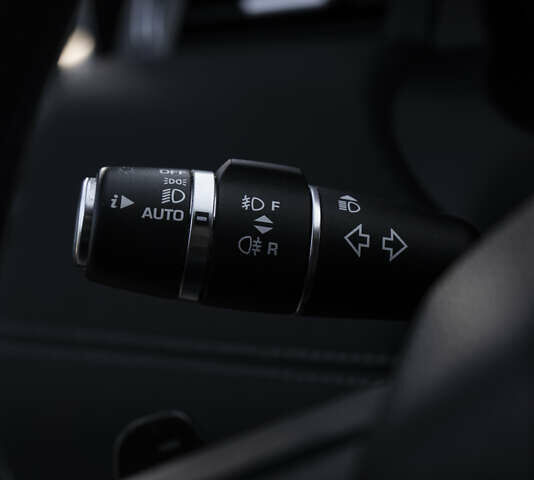 Білий Ленд Ровер Рендж Ровер Евок, об'ємом двигуна 2 л та пробігом 89 тис. км за 25700 $, фото 29 на Automoto.ua