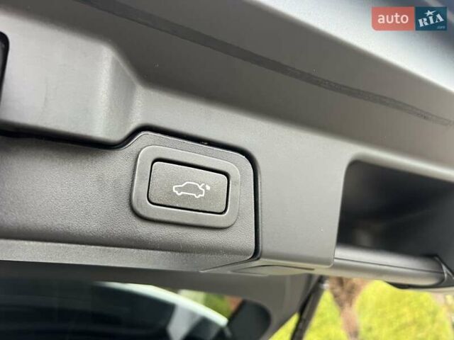 Білий Ленд Ровер Рендж Ровер Евок, об'ємом двигуна 2 л та пробігом 56 тис. км за 26400 $, фото 31 на Automoto.ua