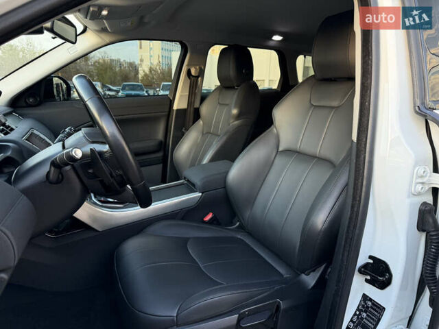 Білий Ленд Ровер Рендж Ровер Евок, об'ємом двигуна 2 л та пробігом 74 тис. км за 24500 $, фото 17 на Automoto.ua