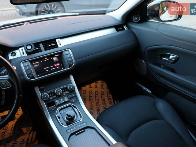 Білий Ленд Ровер Рендж Ровер Евок, об'ємом двигуна 2 л та пробігом 40 тис. км за 28900 $, фото 37 на Automoto.ua