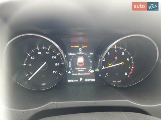 Білий Ленд Ровер Рендж Ровер Евок, об'ємом двигуна 2 л та пробігом 160 тис. км за 10750 $, фото 9 на Automoto.ua