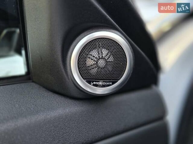 Белый Ленд Ровер Рендж Ровер Эвок, объемом двигателя 2 л и пробегом 54 тыс. км за 33599 $, фото 7 на Automoto.ua