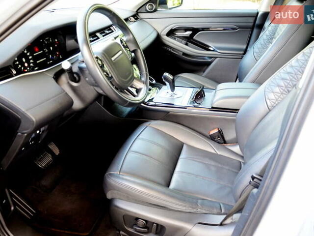 Белый Ленд Ровер Рендж Ровер Эвок, объемом двигателя 2 л и пробегом 53 тыс. км за 41500 $, фото 52 на Automoto.ua