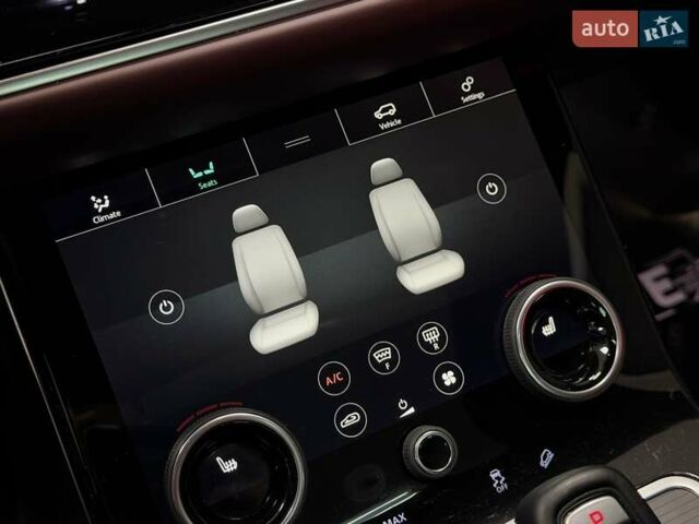 Білий Ленд Ровер Рендж Ровер Евок, об'ємом двигуна 2 л та пробігом 82 тис. км за 39900 $, фото 37 на Automoto.ua