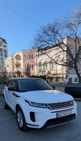 Белый Ленд Ровер Рендж Ровер Эвок, объемом двигателя 2 л и пробегом 77 тыс. км за 27800 $, фото 2 на Automoto.ua