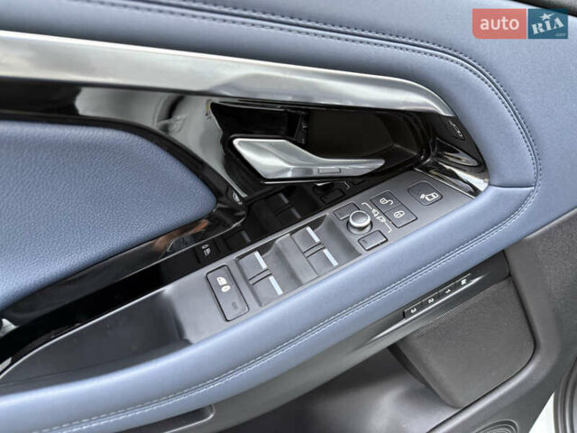 Белый Ленд Ровер Рендж Ровер Эвок, объемом двигателя 2 л и пробегом 63 тыс. км за 37500 $, фото 17 на Automoto.ua