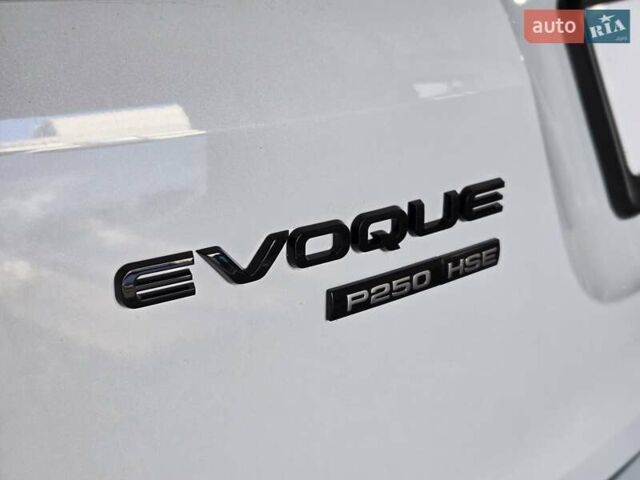 Белый Ленд Ровер Рендж Ровер Эвок, объемом двигателя 2 л и пробегом 54 тыс. км за 33599 $, фото 6 на Automoto.ua