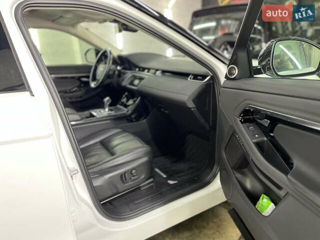 Білий Ленд Ровер Рендж Ровер Евок, об'ємом двигуна 2 л та пробігом 87 тис. км за 22900 $, фото 7 на Automoto.ua