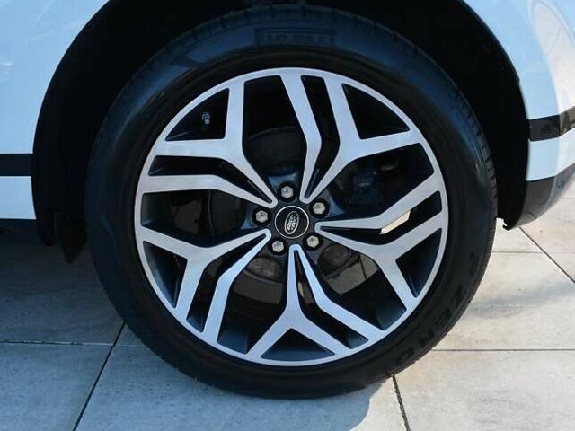 Белый Ленд Ровер Рендж Ровер Эвок, объемом двигателя 2 л и пробегом 115 тыс. км за 29000 $, фото 9 на Automoto.ua